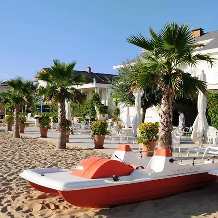 Punta De L'est Hotel 3*
