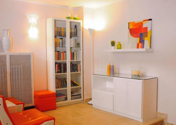 Hotel Punta De L'est 3*